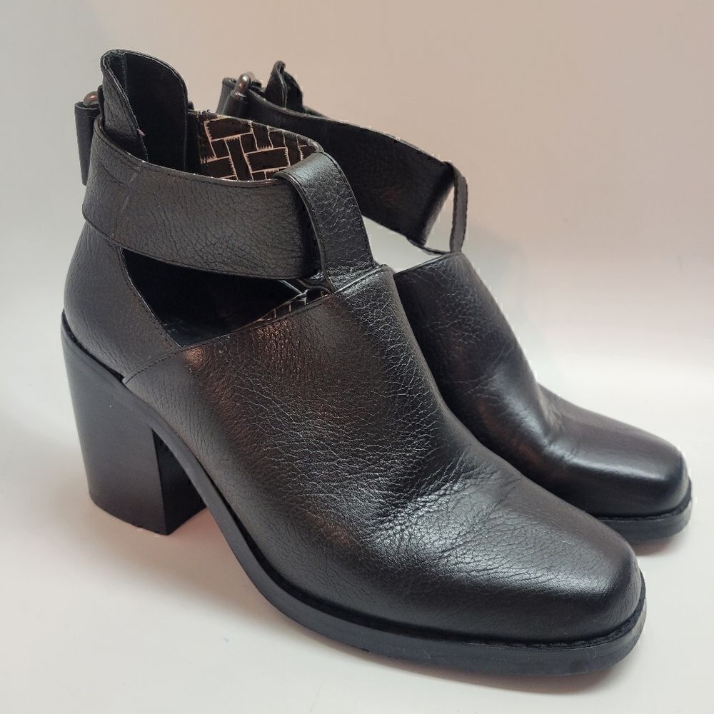 Shelly's London Reversible Adjustable Buckle Strap Block Heel Leather Booties - Picture 13 of 16